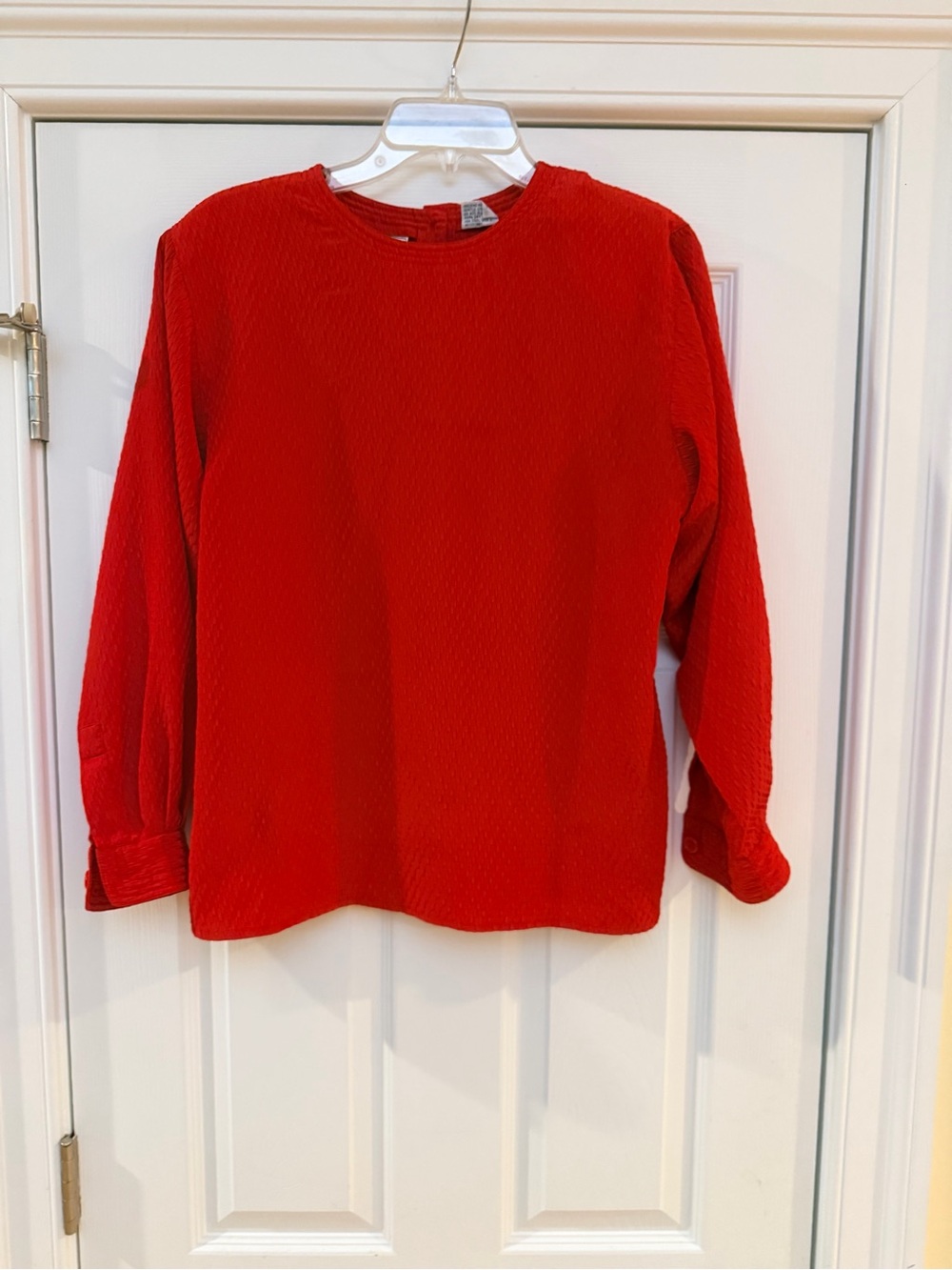 Ladies Size 12 "Evan Picone" Bright Red Long-Sleeve Top GUC